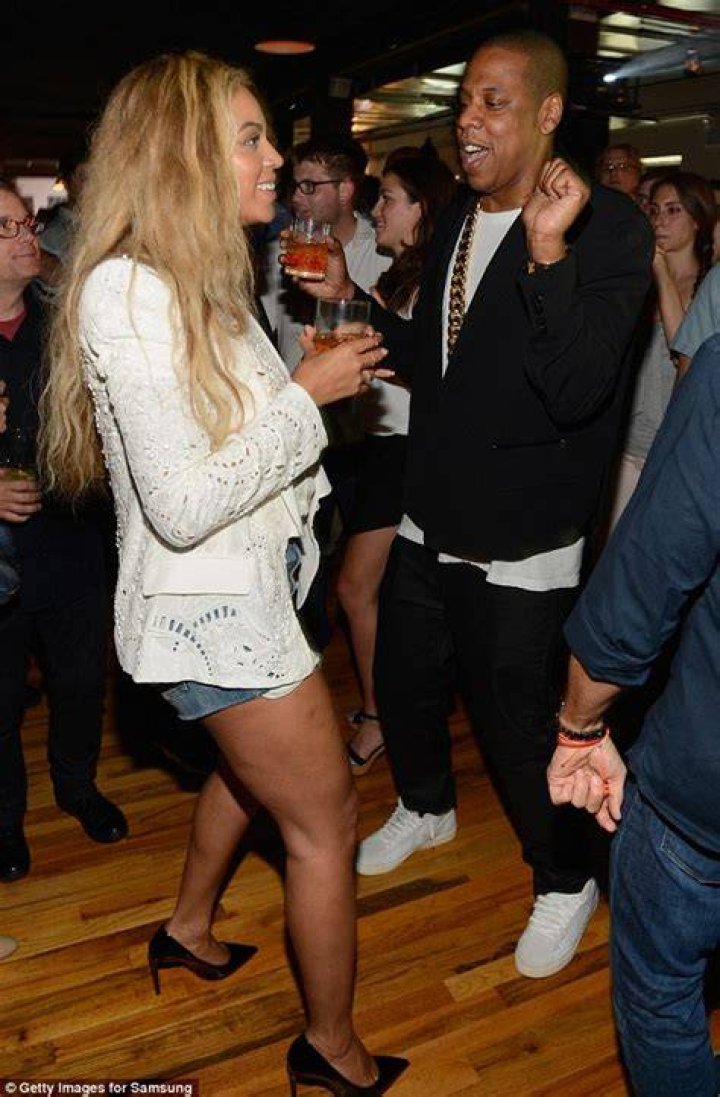 Beyoncé Knowles: Husband, net worth, tattoos, smoking & body measurements