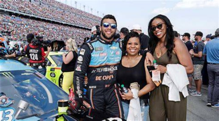 Brittany Wallace: 10 Facts On Bubba Wallace Sister