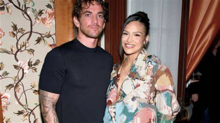 Cassie Ventura Husband, Net Worth, Height, Kids, Bio, Married