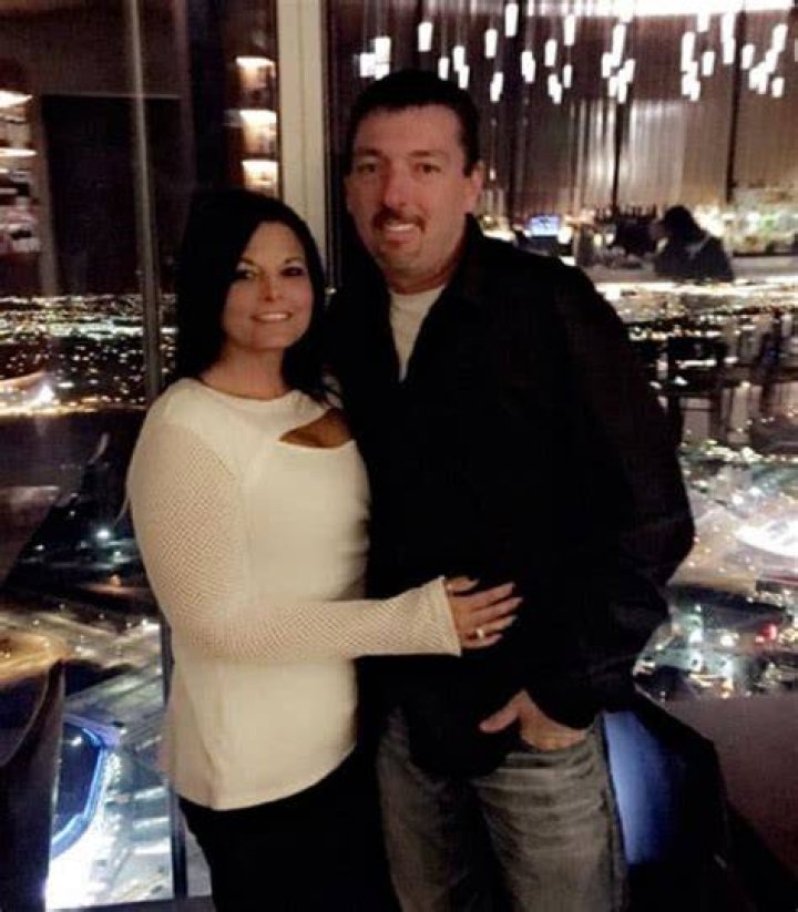 Daddy Dave Along With Wife Cassi Comstock Has Million Dollar Net Worth