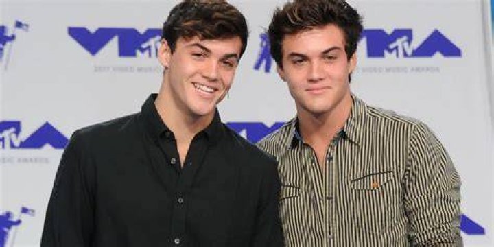 Dolan Twins Net Worth: Age, Height, Weight, Wife, Kids, Bio-Wiki