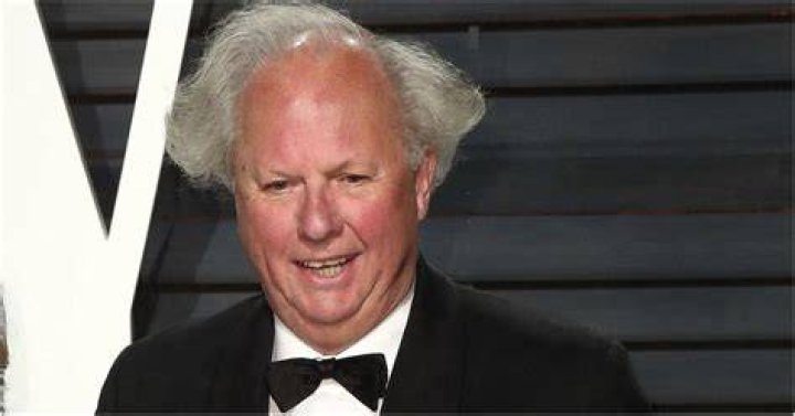 Graydon Carter Net Worth, Income, Salary, Earnings, Biography