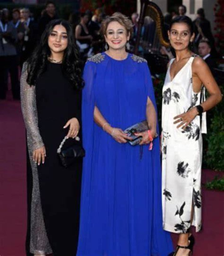 How Old Is Sadiq Khan Daughter Anisah Khan? Meet Her On Instagram