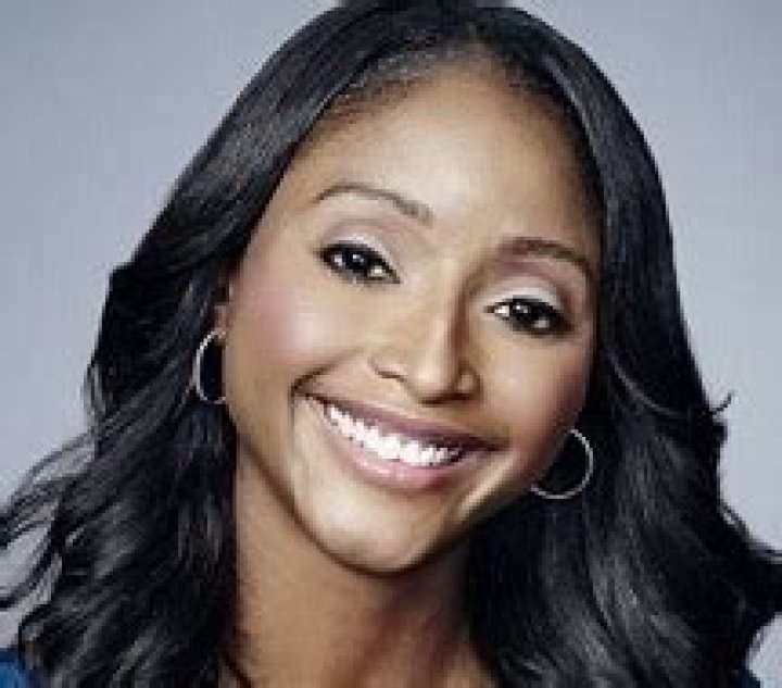 Isha Sesay Net Worth: Know About her Husband, Kids and Salary