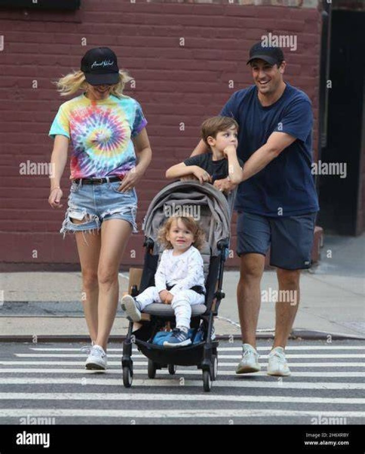 Sid Biggs and Lazlo Biggs: Facts on Jenny Mollen Son Age, Birthday, Wiki & Bio