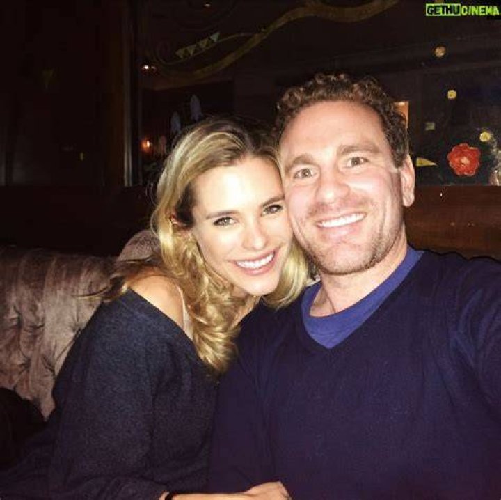 Susie Abromeit Age, Wikipedia, Boyfriend, Instagram: Is She Married?